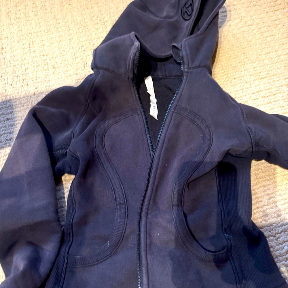 Classic LULULEMON Scuba hoodie faded black Sz 2